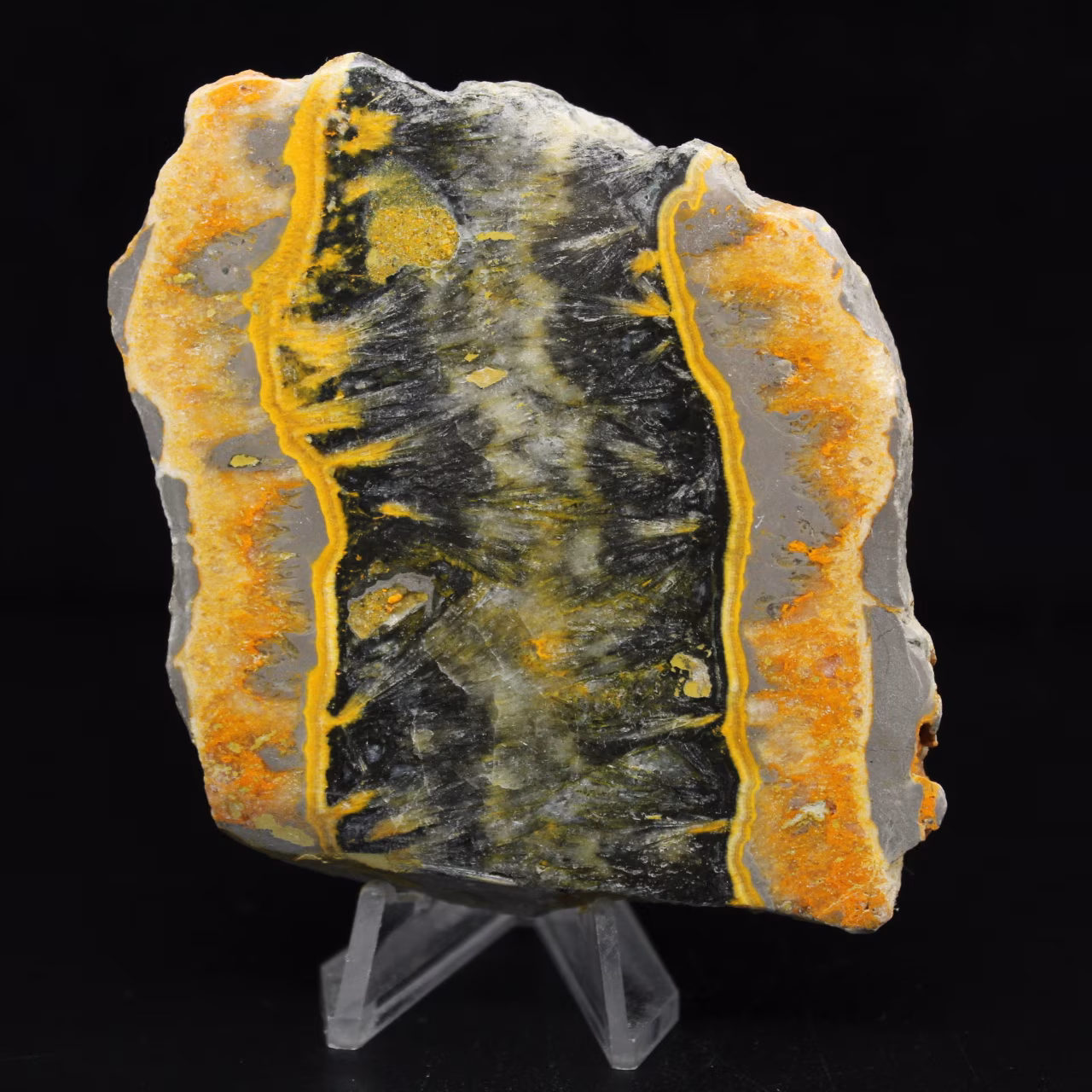 Hummeljaspis: quadratische Sedimentplatte