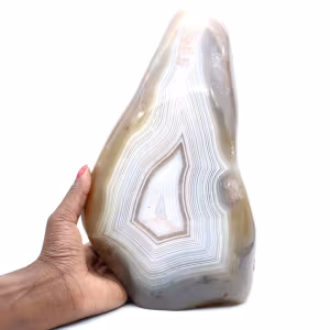 Polierter natürlicher Karneol, großes Mineralornament aus Madagaskar
