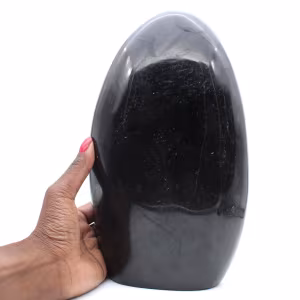 Poliertes Turmalinexemplar, großes Mineralornament, Madagaskar