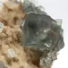 Grünes Fluorit-Mineral: Kristalle auf Matrix zur Dekoration - 7