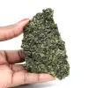 Grüne Epidotkristalle auf einer Matrix aus dem Hohen Atlas - 0