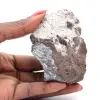 Pyrolusitkristalle auf Matrix, natürliches Gestein - 1