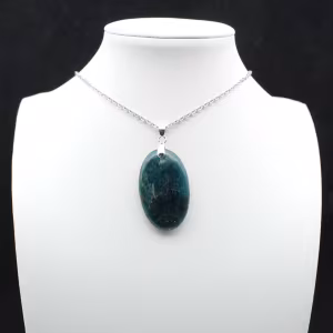 Anhänger aus blauem Apatit aus Madagaskar – Naturstein