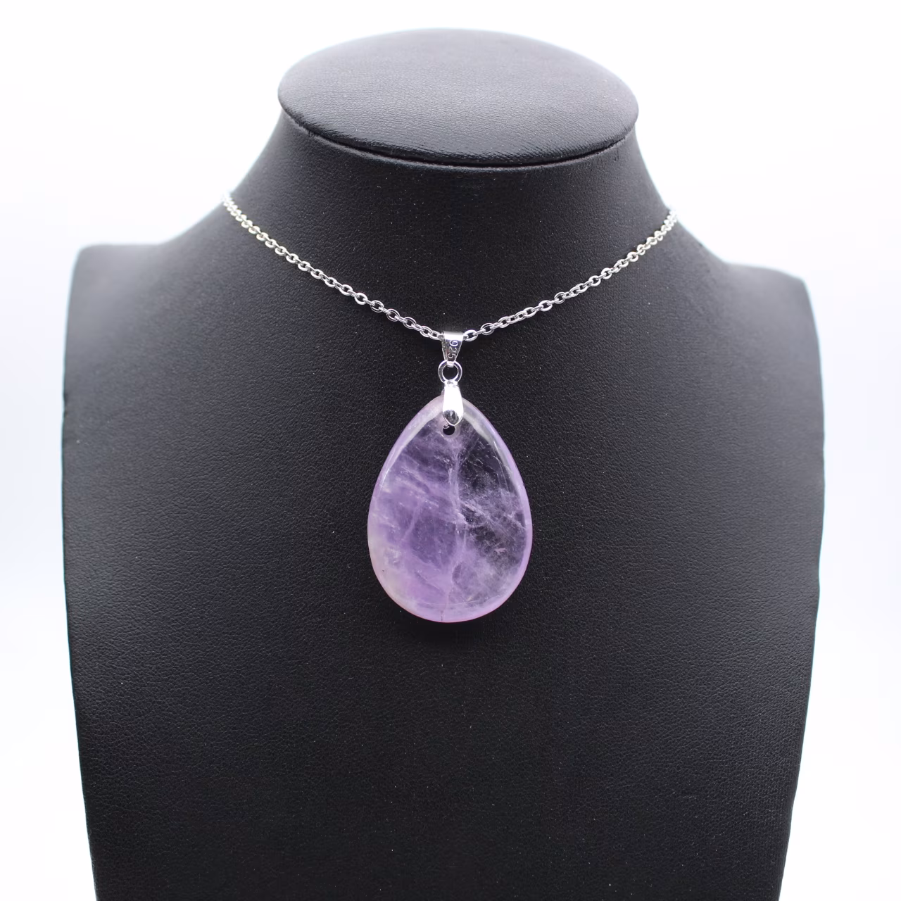 Amethyst-Anhänger – Schmuck aus natürlichen Mineralien