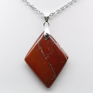 Roter Jaspisstein aus Madagaskar