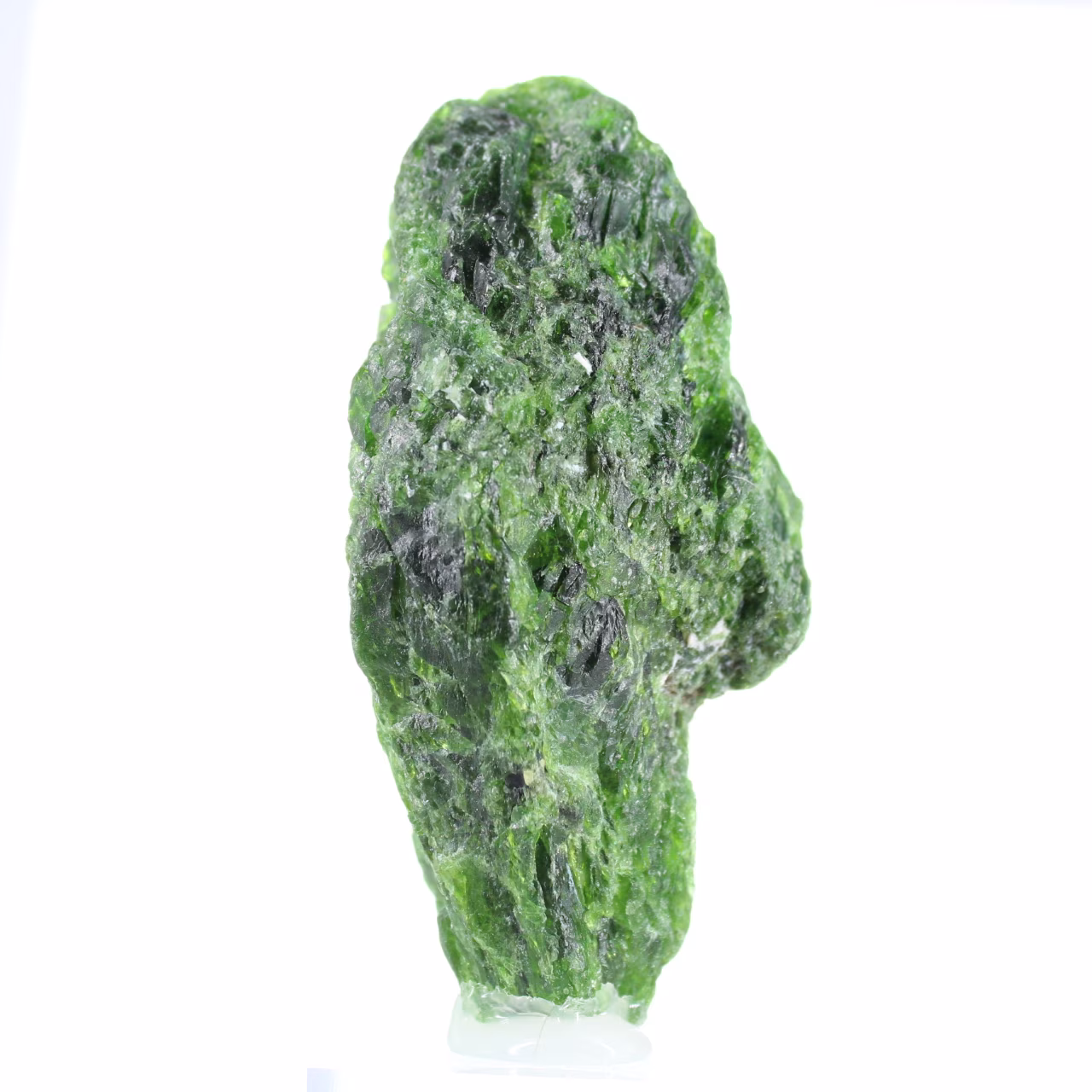 Rohchromdiopsid aus Finnland, grüner Gesteinsboden, 85 g