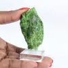 Rohes Chromediopsid aus Finnland, grünes Mineral auf einem Sockel, 60 g - 1