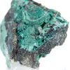 Rohe Brochantitkristalle auf Ganggestein aus Chile auf Grund - 5