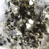 Natürliche oktaedrische Pyritkristalle aus Peru auf einem Sockel - 8