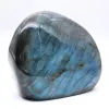 Mineralische Freiform aus poliertem Labradorit aus Madagaskar - 0