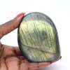Dekorativer Labradorit-Stein aus Madagaskar für die Vitrine - 5